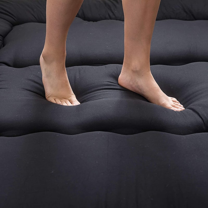 Traditional Japanese Foldable & Portable Floor Futon Mattress