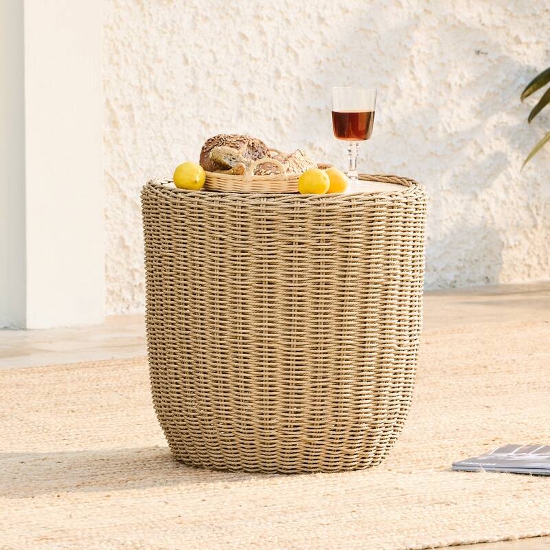 Spruce & Spring Patio Fruniture Outdoor Swivel Chair and Side Table