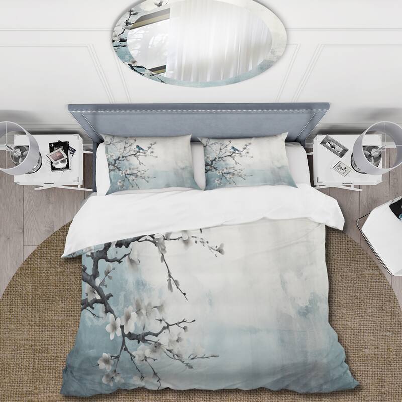 Designart "Asian Art Sumi Bird Serenity XII" Grey Global - Bedding Set With Shams