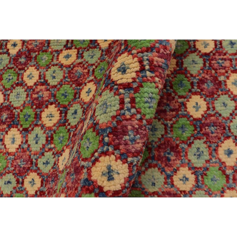 Shabby Chic Balochi Bravo Red/Beige Hand Knotted Wool Rug - 4'0'' x 5'11''