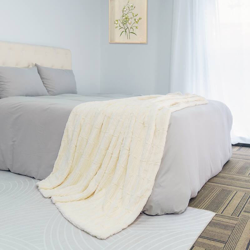 Saga Double Sided FauxFur Throw