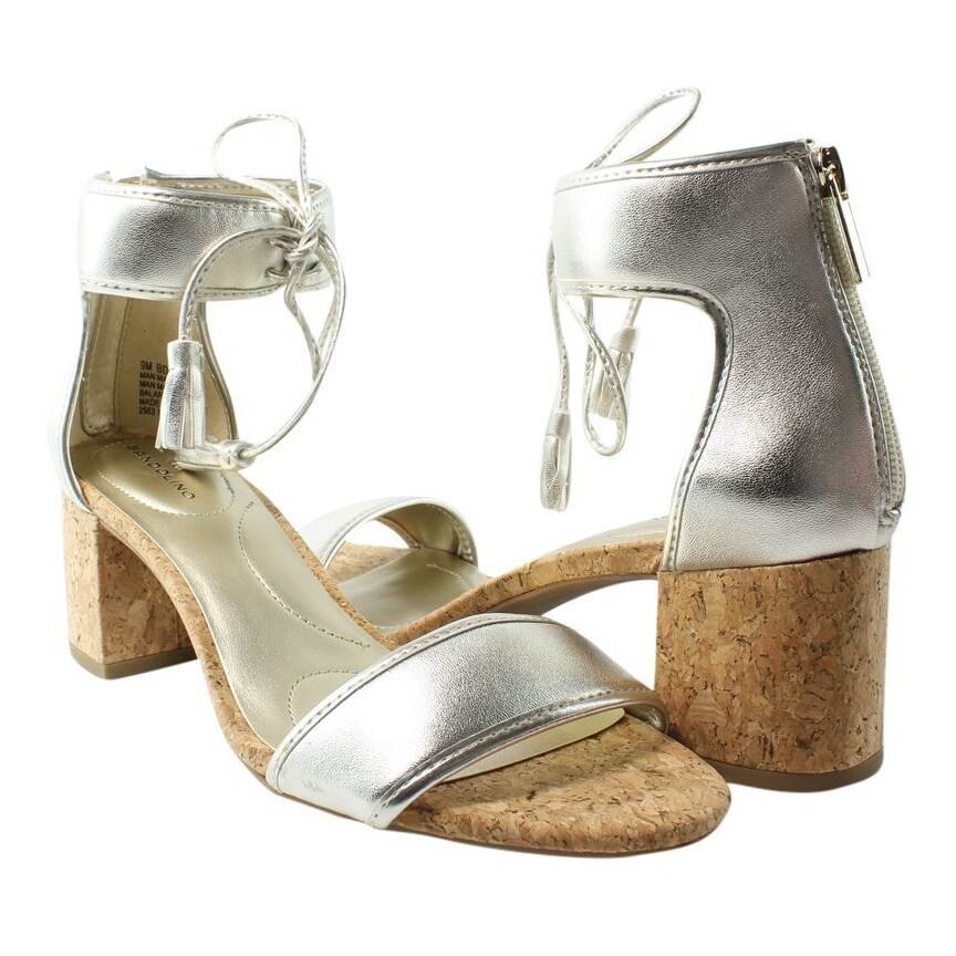 bandolino silver pumps