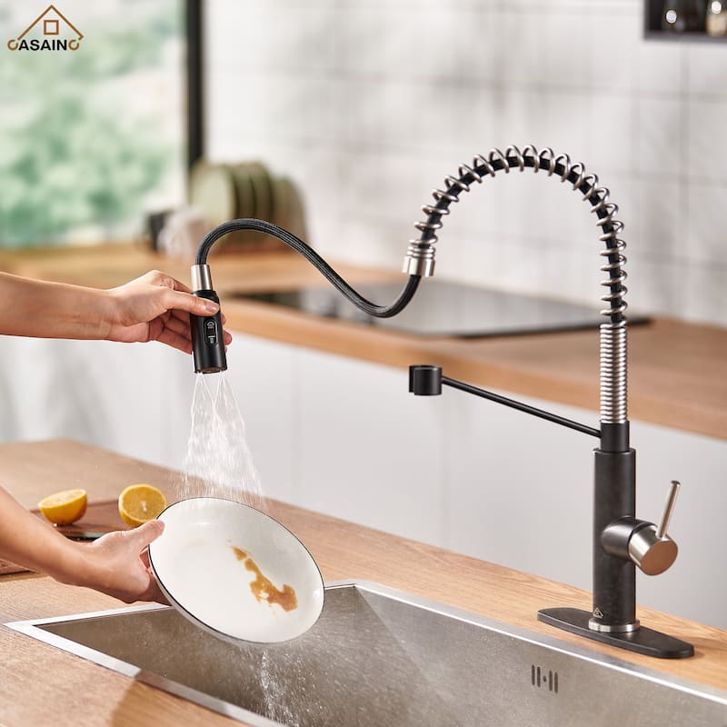 Single Handle Pull-Down Sprayer Kitchen Faucet