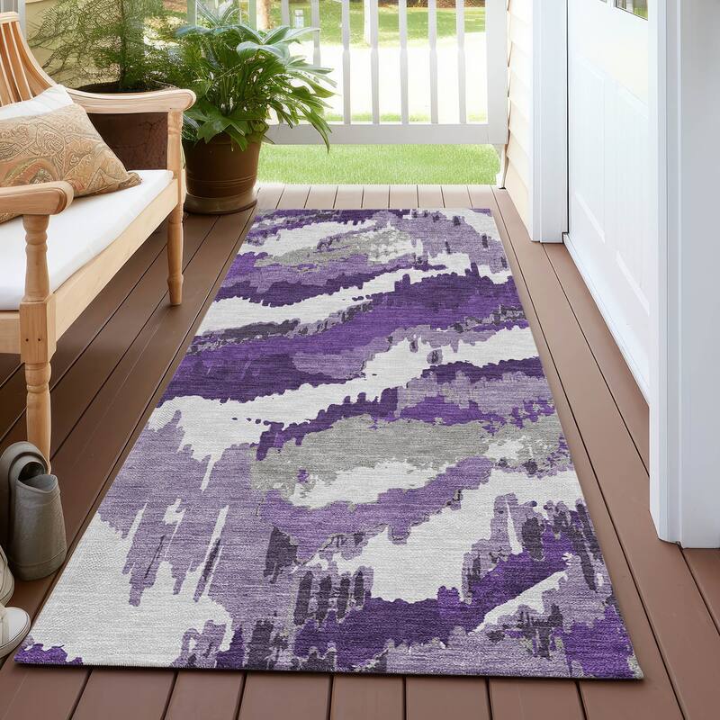 Machine Washable Indoor/ Outdoor Chantille Ombre Abstract Rug - Purple - 2'3" x 7'6"