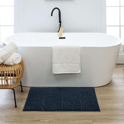 Mohawk Home Sanctuary Machine Washable Bath Mat