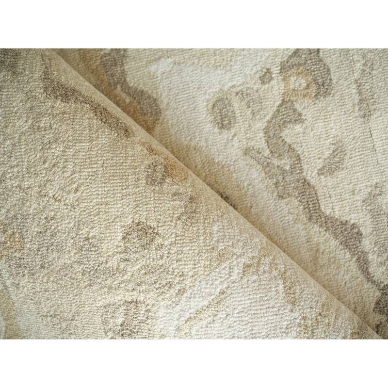 Cortero Handmade Hand Tufted New Zealand Wool Gold/Ivory Area Rug.