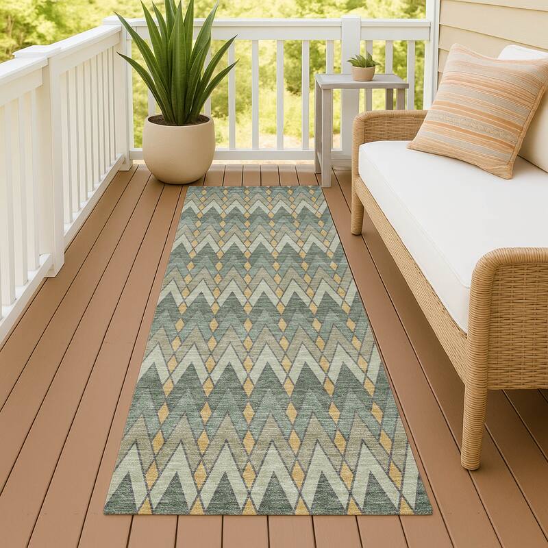 Machine Washable Indoor/ Outdoor Modern Baxter Chantille Rug - Basil - 2'3" x 7'6"