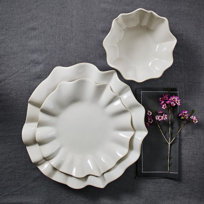 Marchesa Lotus 4-Piece Stoneware Dinner Plate Set, White