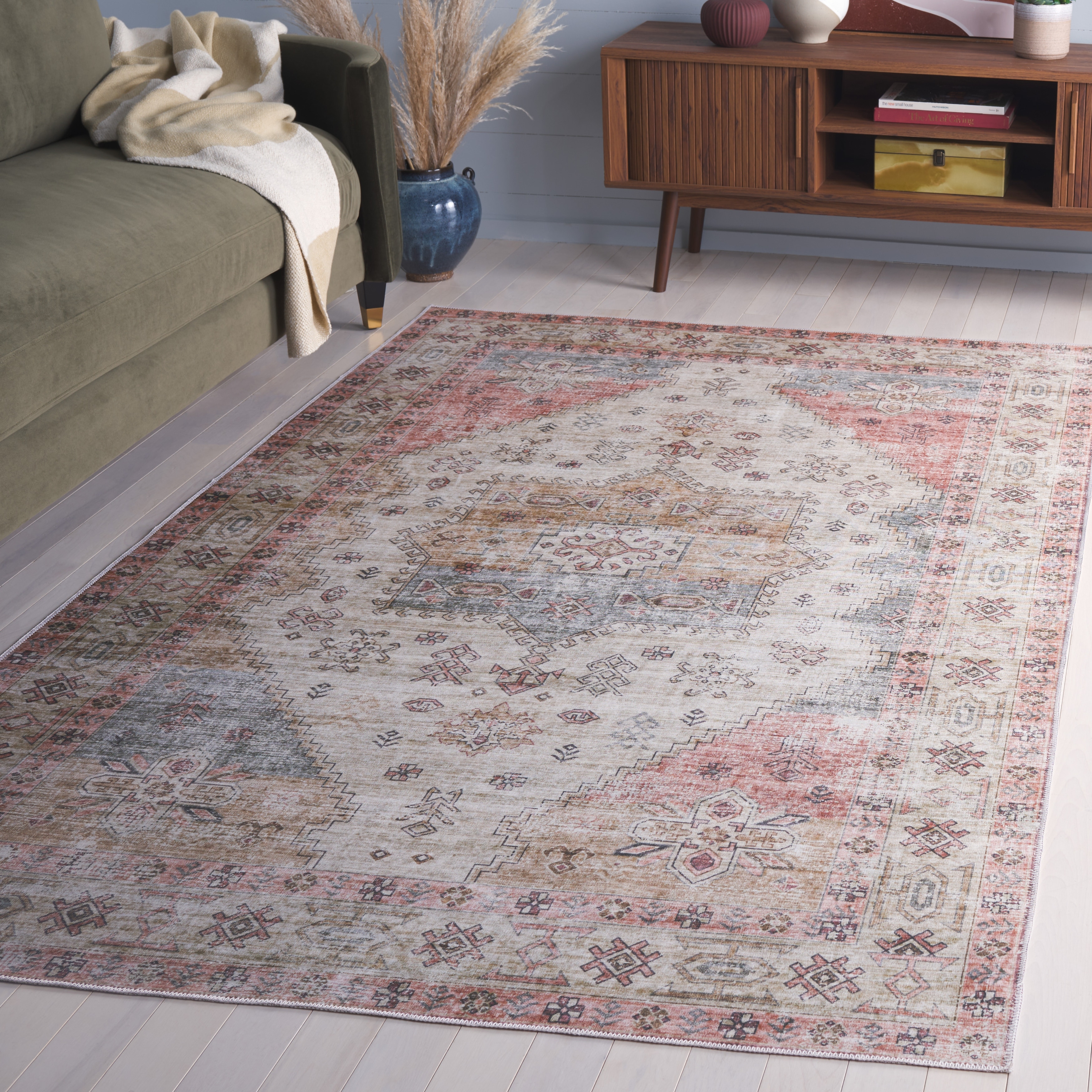 SAFAVIEH Arizona Tjalda Machine Washable Slip Resistant Rug