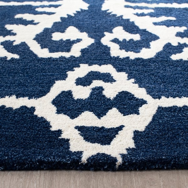 Shop Safavieh Handmade Wyndham Zvonka Modern Wool Rug On Sale Overstock 8076984