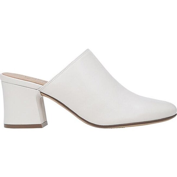 naturalizer daria mule