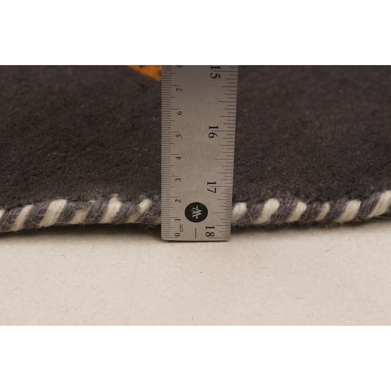 Kashkuli Gabbeh Grey Rug 8'2" x 8'1" - 8'2 x 8'1