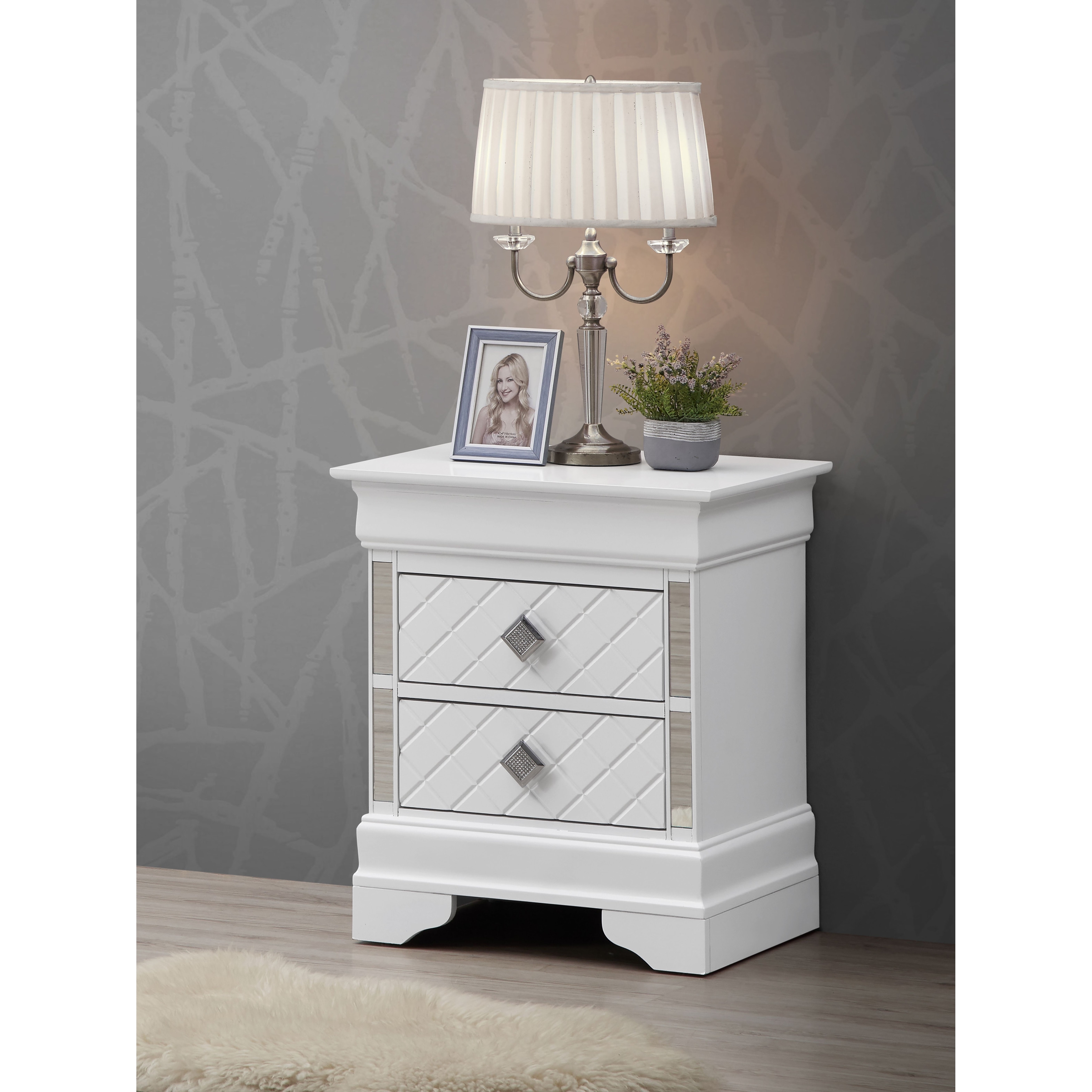 Glory Furniture Silas Mirrored Wood 2-drawer Nightstand