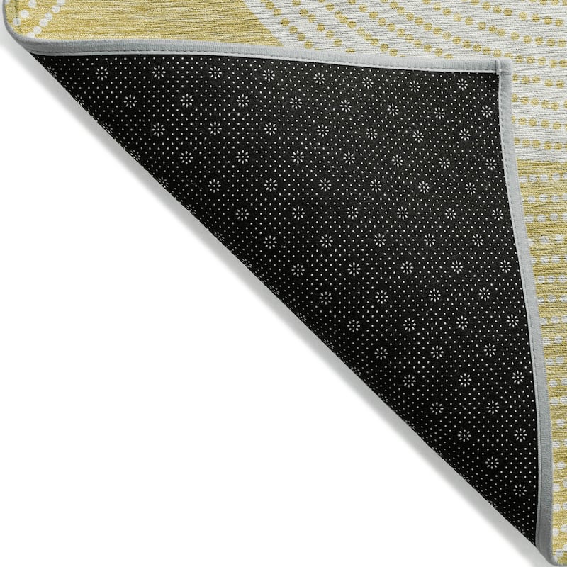 Machine Washable Indoor/ Outdoor Geo Circles Chantille Rug