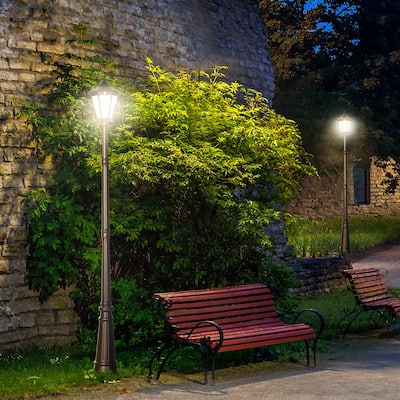 Outsunny 94.5" Solar Lamp Post Light, Dusk to Dawn Vintage Style Street Light, Aluminum Solar Powdered Lamp, PIR Motion Sensor