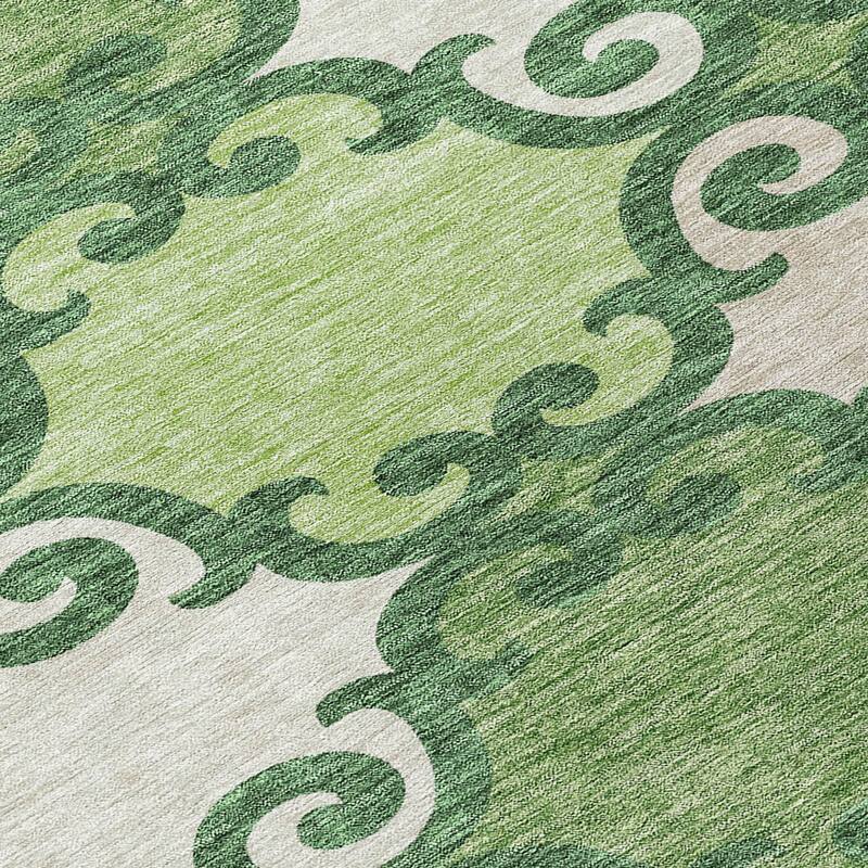 Machine Washable Indoor/ Outdoor Chantille Traditional Scroll Rug