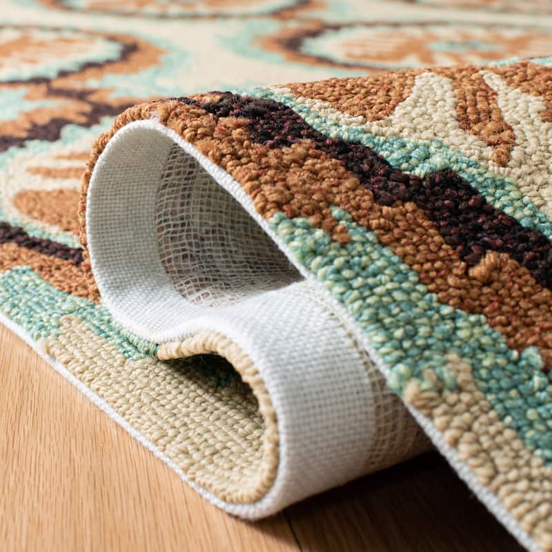 SAFAVIEH Handmade Four Seasons Nevyana Floral Rug