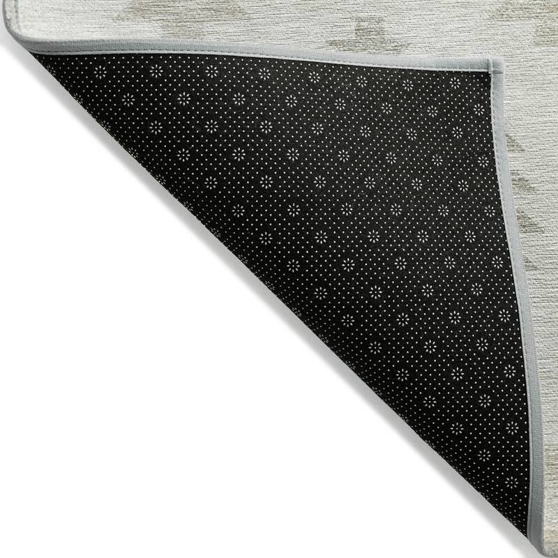 Machine Washable Indoor/ Outdoor Boho Tribal Chantille Rug