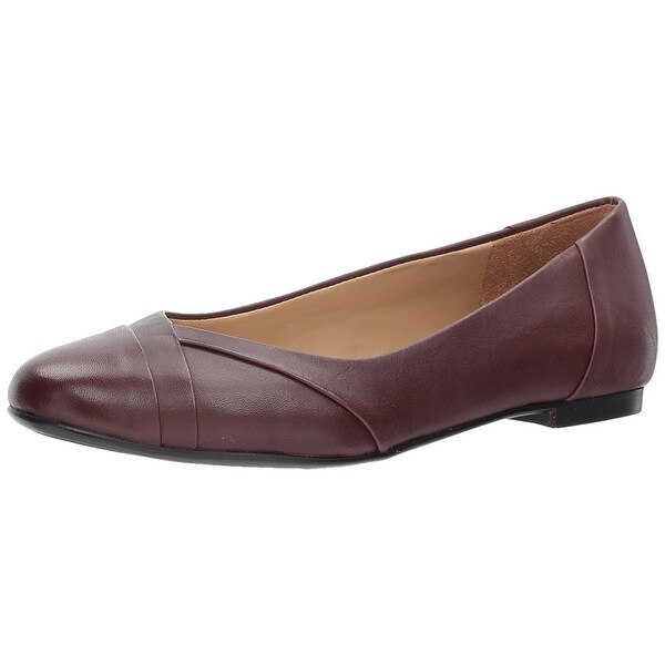 Naturalizer women's gilly flat 2025