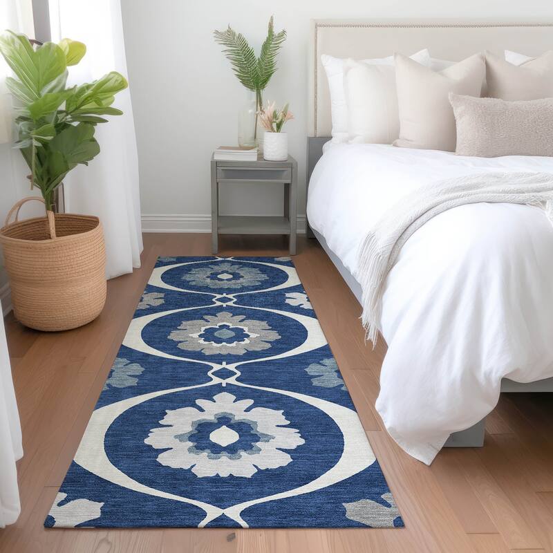 Machine Washable Indoor/ Outdoor Chantille Floral Geo Rug