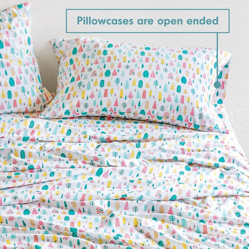 Intelligent Design Cozy Soft Cotton Flannel Printed Sheet Set