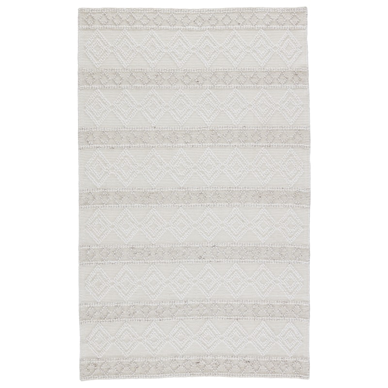 Melton Indoor/ Outdoor Trellis White/ Light Gray Area Rug - 5' x 8'