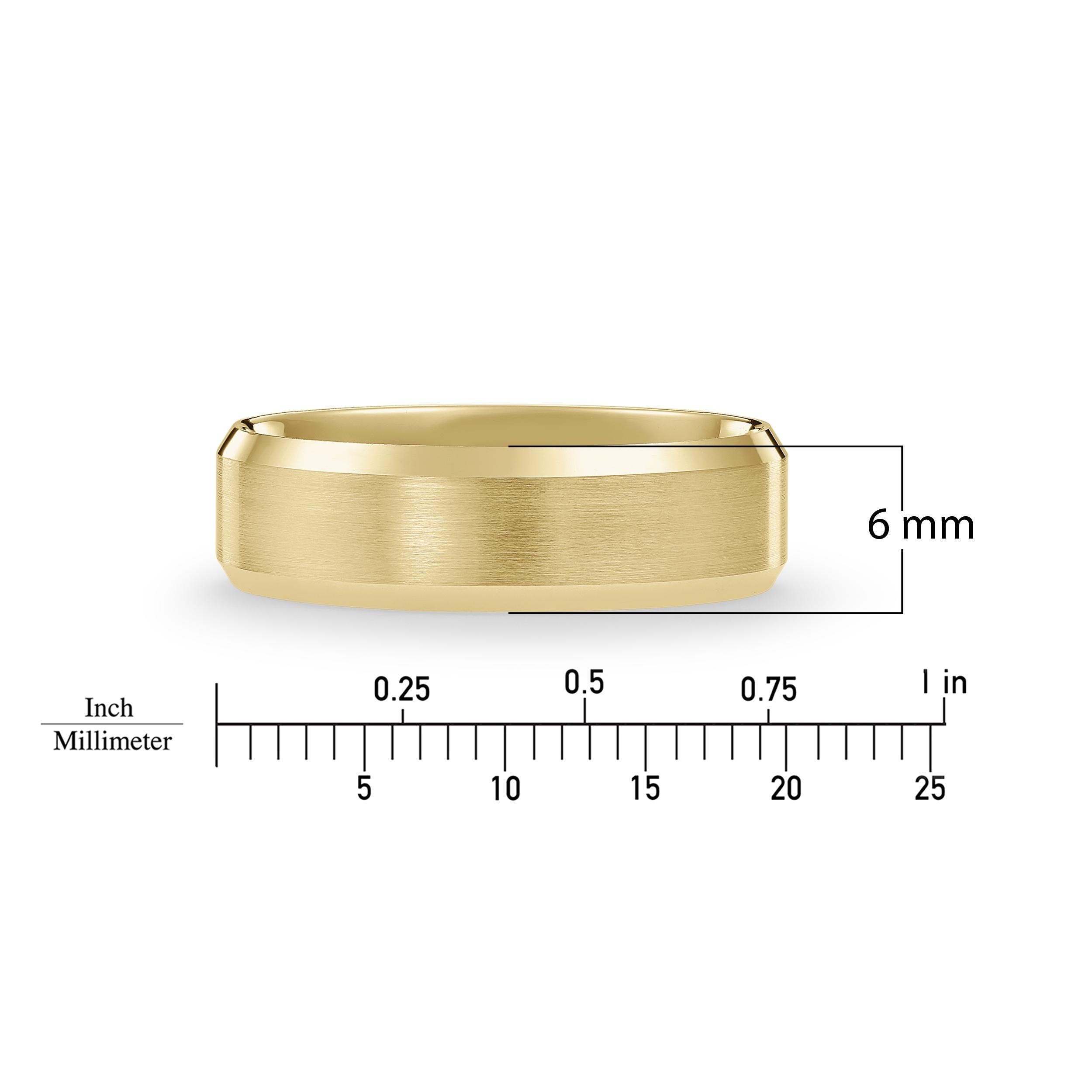 Clover Yellow Gold Beveled Edge Wedding Band - Overstock - 43609820