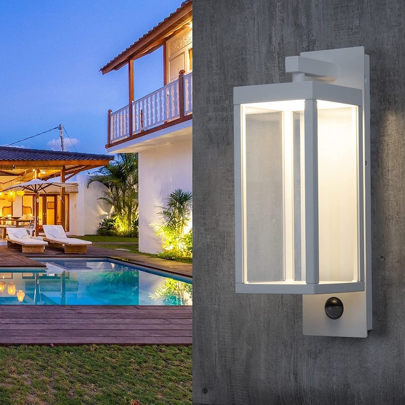 Inowel Wall Light Outdoor LED PIR Sensor Sconce IP54 13W 750Lm - white