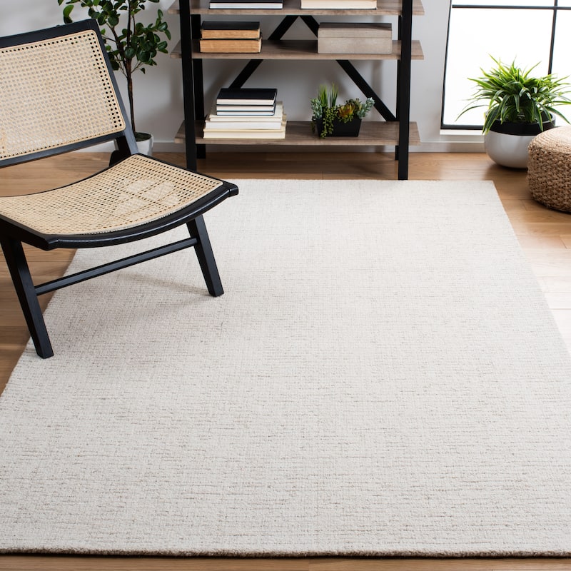 SAFAVIEH Handmade Abstract Lottie Modern Wool Rug - 6' x 8' - Ivory/Beige - Rectangle