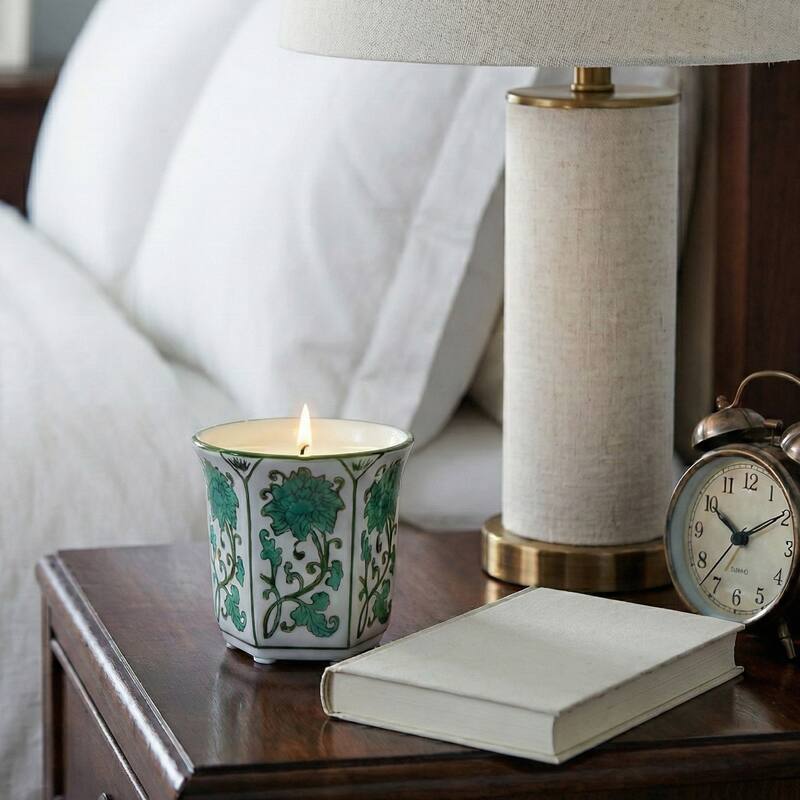 Modern Chinoiserie Ceramic Candle - Lavender Verbena Scented - 4.0"