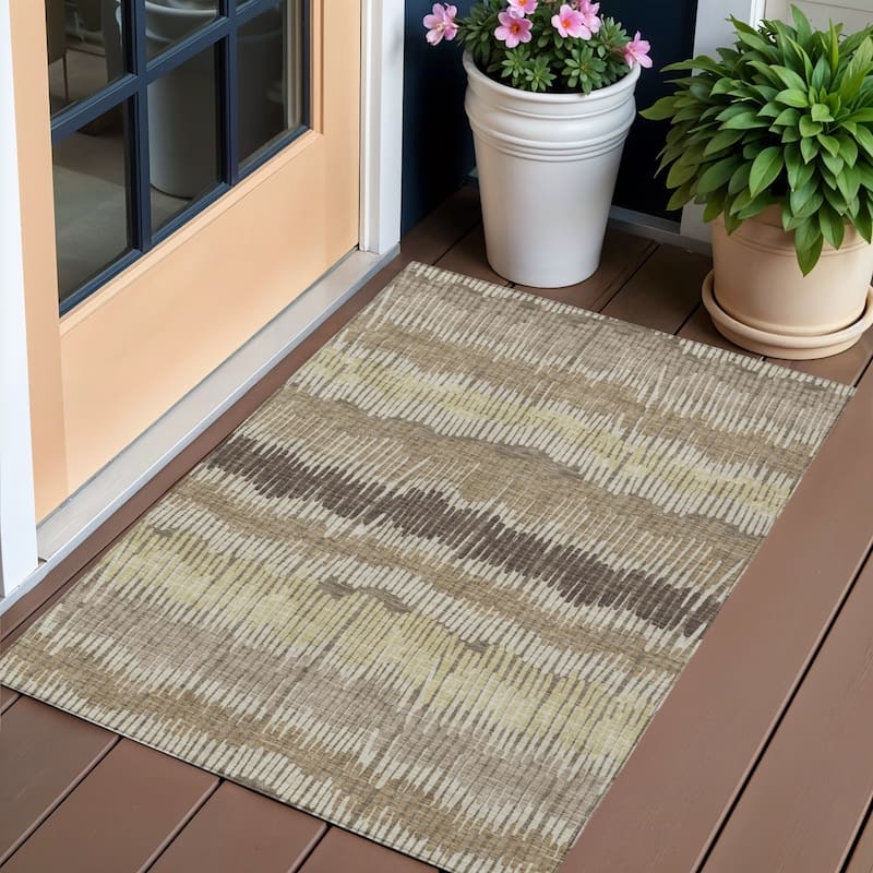 HomeRoots Striped Transitional Rectangle Outdoor Rug - 3' x 5'