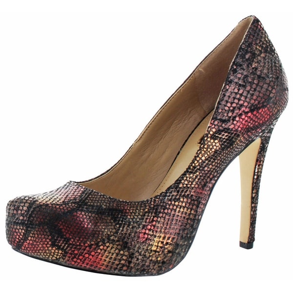 bcbg platform pumps