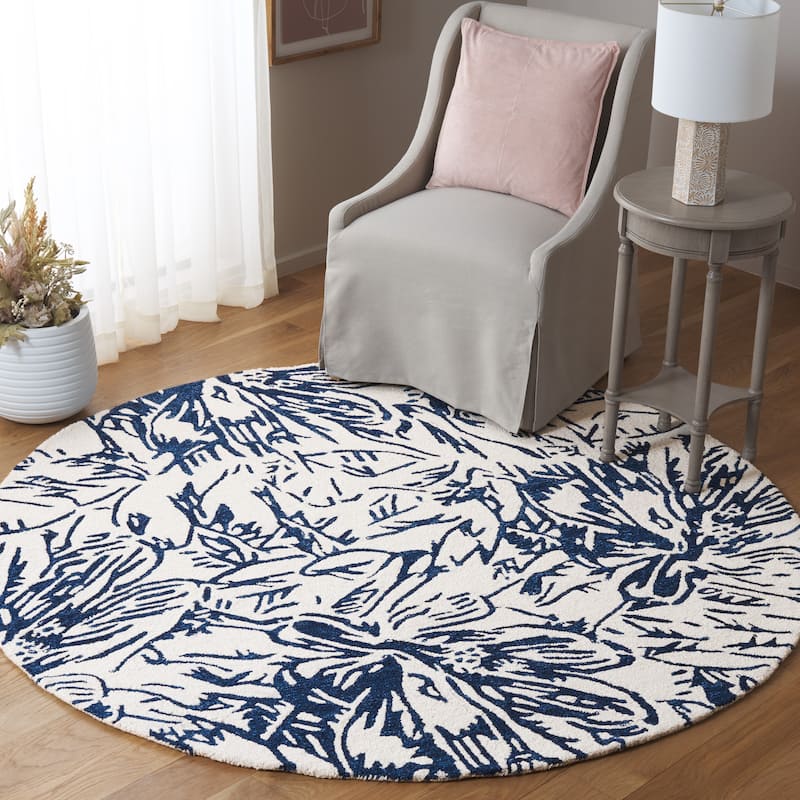 SAFAVIEH Handmade Jardin Antonella Country Wool Rug - 6' Round - Ivory/Blue