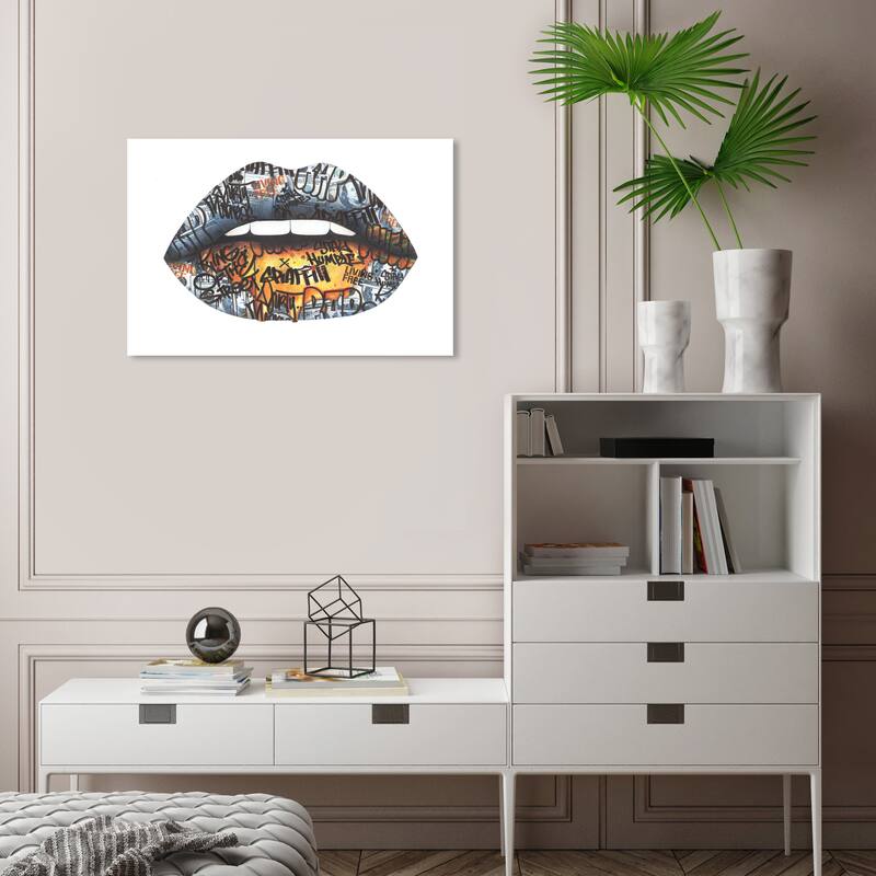 Wynwood Studio Canvas Fashion and Glam Dollars Graffiti Gray Modern & Contemporary Wall Art Canvas Print - 24 x 16