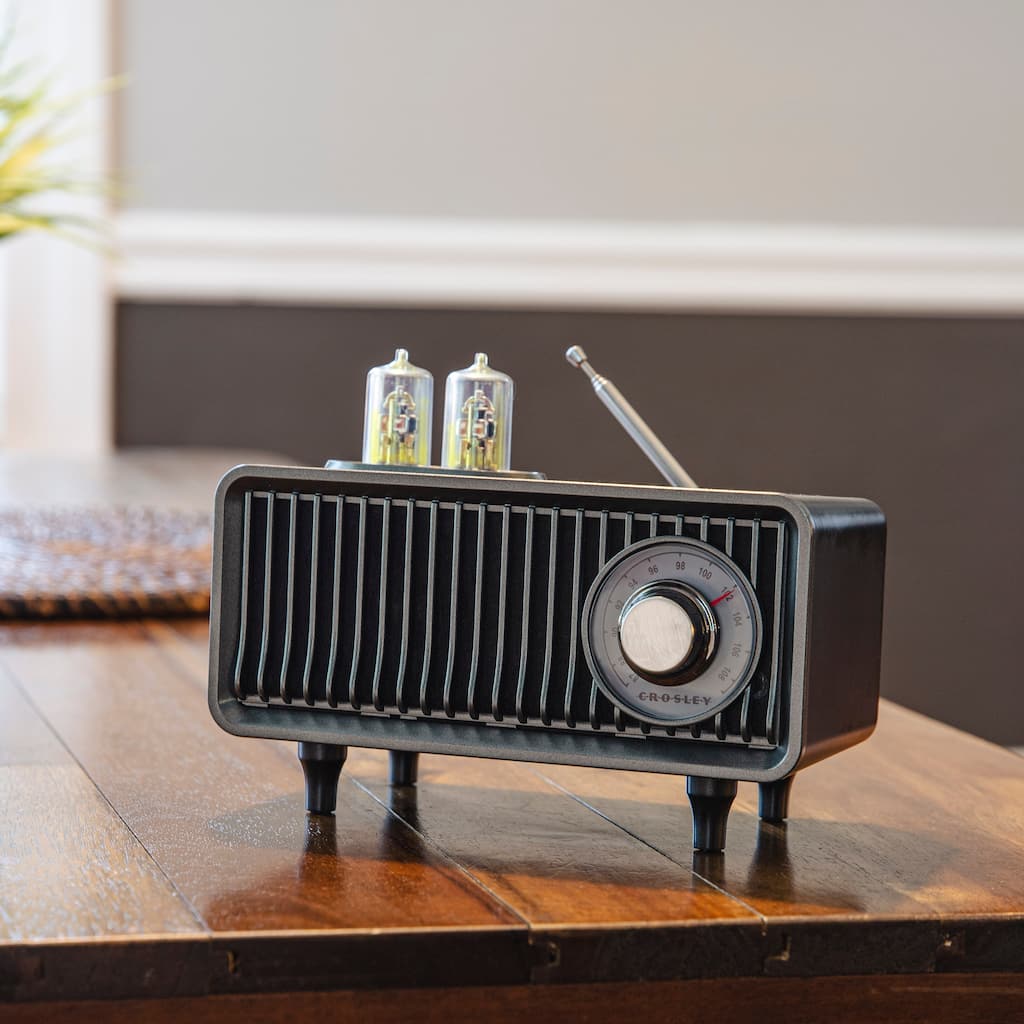 Crosley Milton Radio - N/A