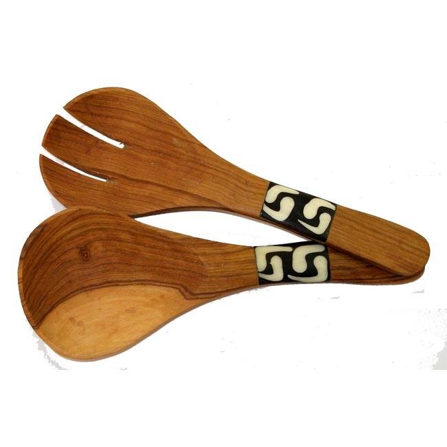 Handmade Olive Wood Serving Utensils with Natural Batik Bone Handles (Kenya)