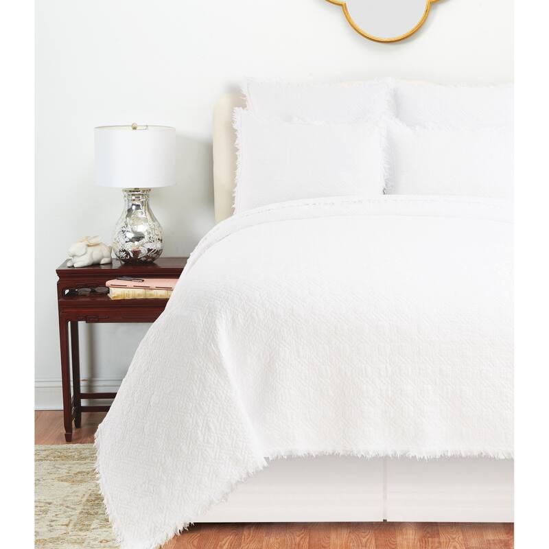 Trellis Cotton Geometric Stitch Quilt Set - Reversible and Machine Washable