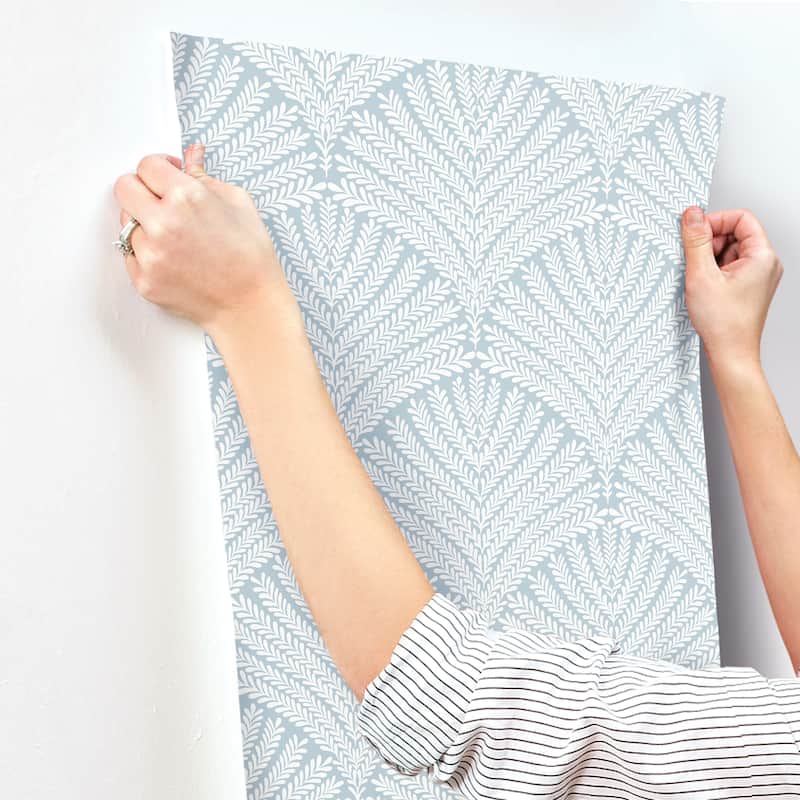 Montrouge Vinyl Beachcomber Wallpaper 20.5 in x 33 ft = 56 sq ft