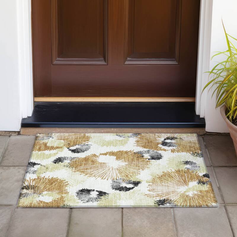 Machine Washable Indoor/Outdoor Modern Floral Chantille Rug - Copper - 1'8" x 2'6"