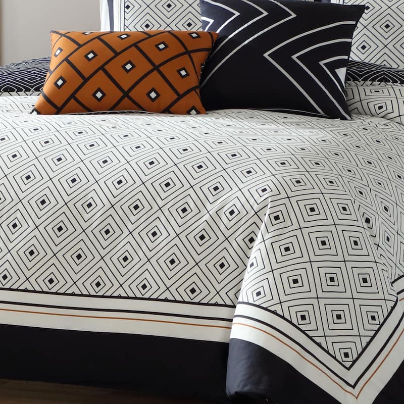 Bebejan Geometric Black & White 200 Thread Count 100% Cotton Sateen 5 Piece Reversible Comforter Set