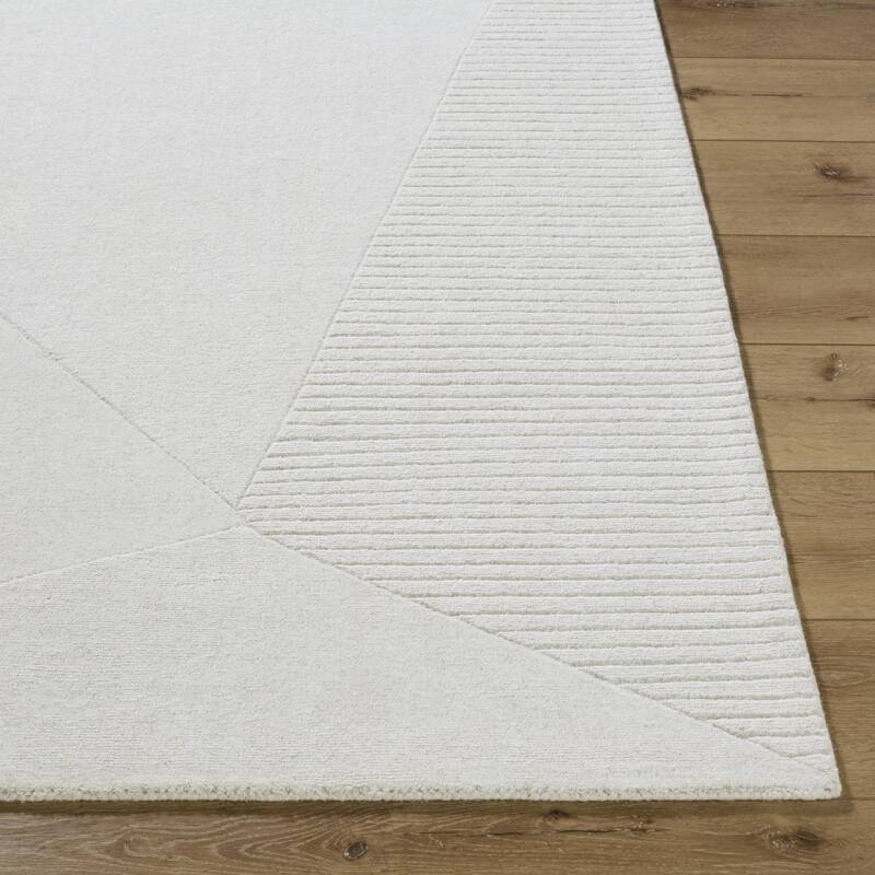 Livabliss Taraash Traditional Area Rug