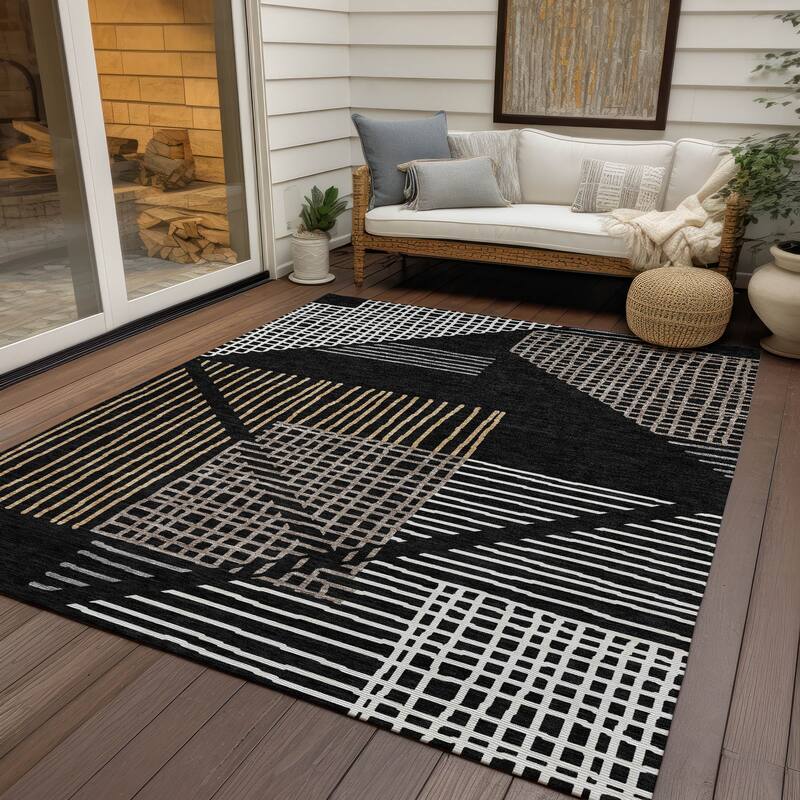 Machine Washable Indoor/ Outdoor Casual Contemporary Chantille Rug