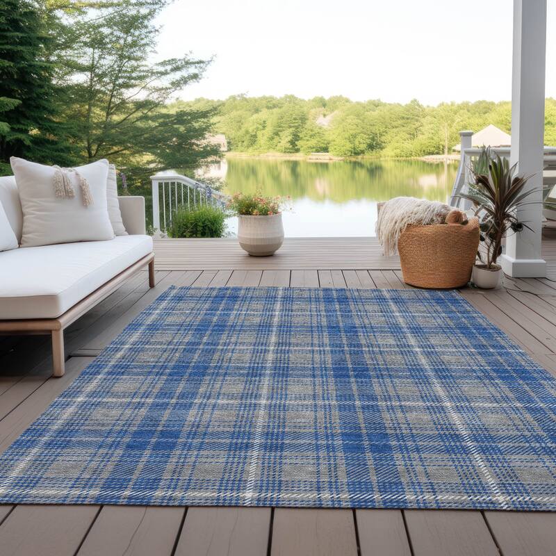 Machine Washable Indoor/ Outdoor Plaid Chantille Rug