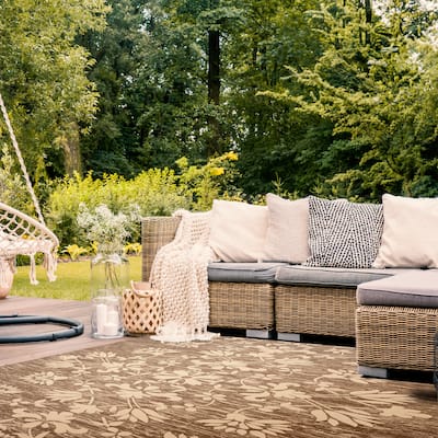 SAFAVIEH Courtyard Tetsuko Indoor/ Outdoor Waterproof Patio Backyard Rug
