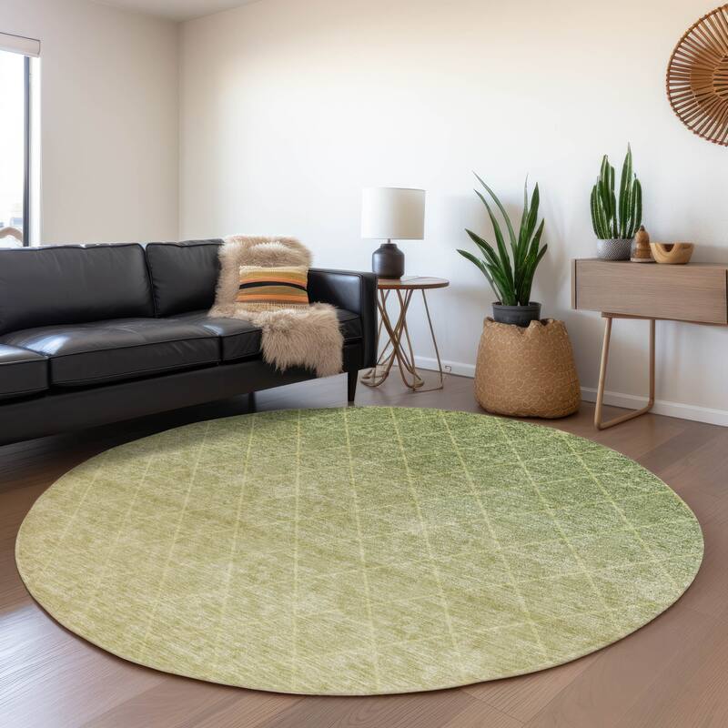 Machine Washable Indoor/ Outdoor Ombre Trellis Chantille Rug - Aloe - 8' x 8'