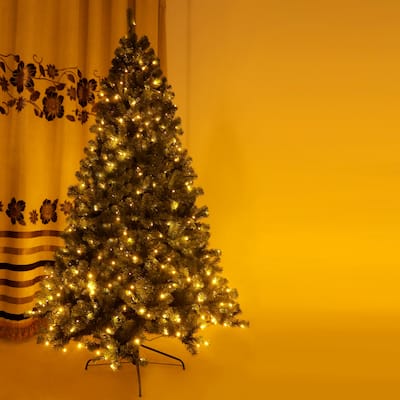 7.5ft Pre-lit Christmas Tree