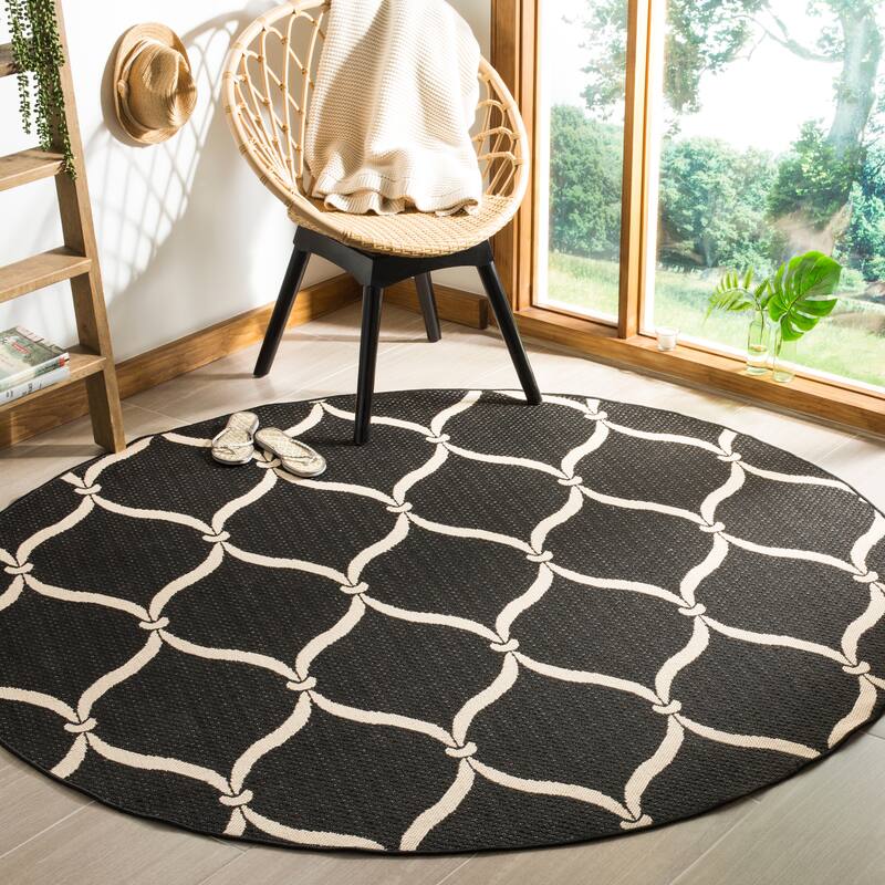 SAFAVIEH Courtyard Liya Indoor/ Outdoor Waterproof Patio Backyard Rug - 6'7" Round - Black/Beige