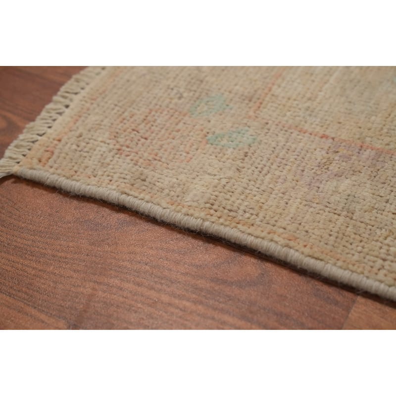 Hand Knotted Oriental 100% Wool Carpet Bordered Beige & Ivories Ziegler Runner Rug - 8' 2'' X 2' 6''