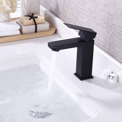 Single Hole Bathroom Faucet