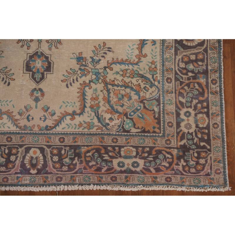 Hand Knotted Oriental 100% Wool Carpet Traditional Floral Beige & Ivories Tabriz Area Rug - 9' 6'' X 6' 7''
